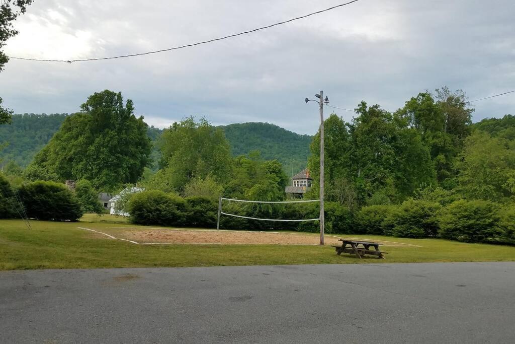 Вилла Country Mountain Escape! Barnardsville Экстерьер фото